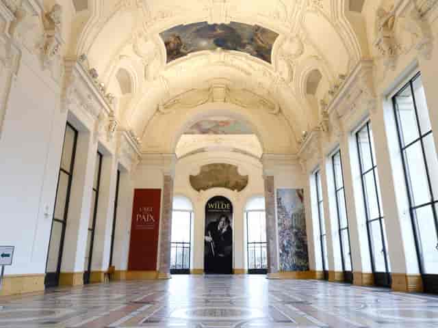 Elegant South Gallery in Petit Palais, featuring grand architecture for sophisticated events.