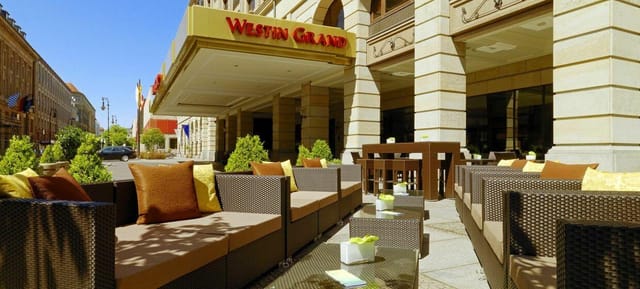 Stylish outdoor lounge at The Westin Grand Berlin, perfect for networking events.