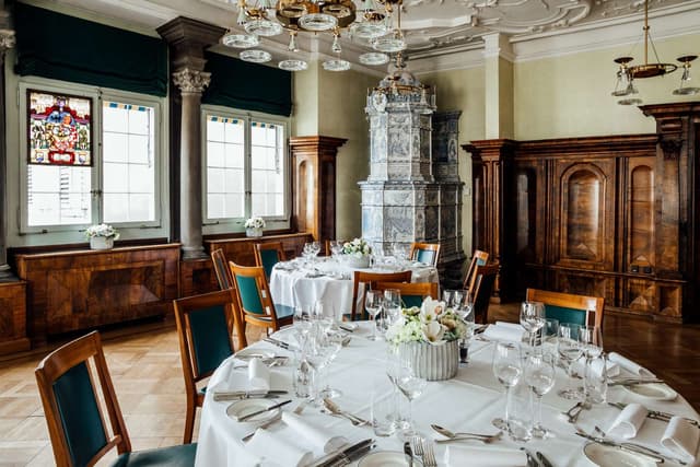 Saal zur Weissen Rose