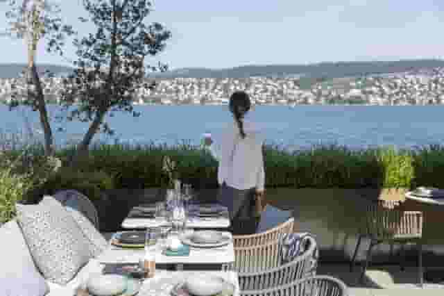 restaurant
