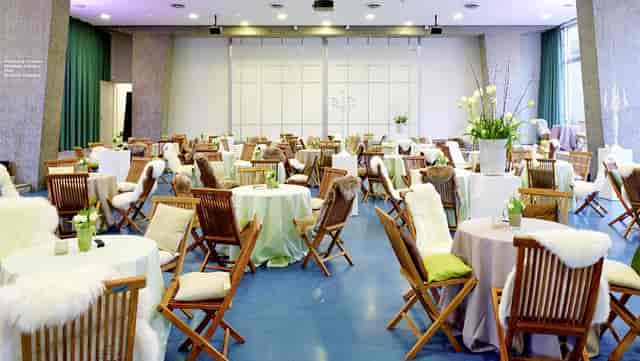 Festsaal in Kunsthaus Zürich, elegant event space for corporate gatherings and social events.