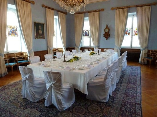 Elegant dining setup in Piano Nobile, Zunfthaus zur Meisen for formal events and banquets.