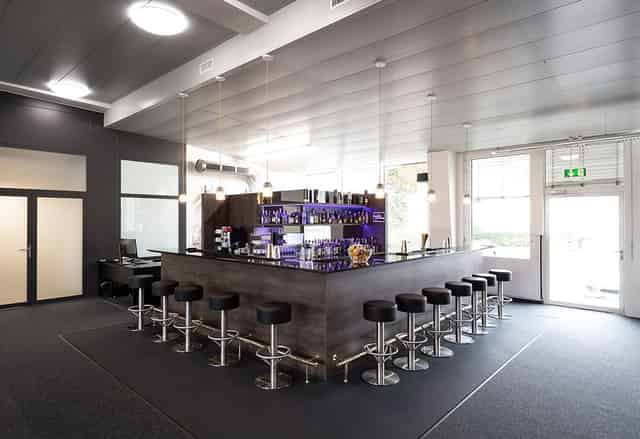 VR Lounge XL