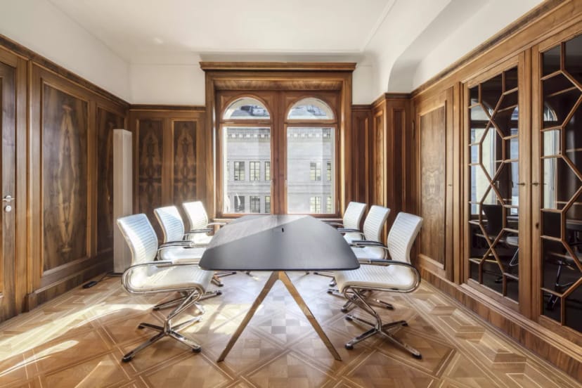 Sophisticated Felsenegg Seminar Room with modern furniture for strategic meetings.