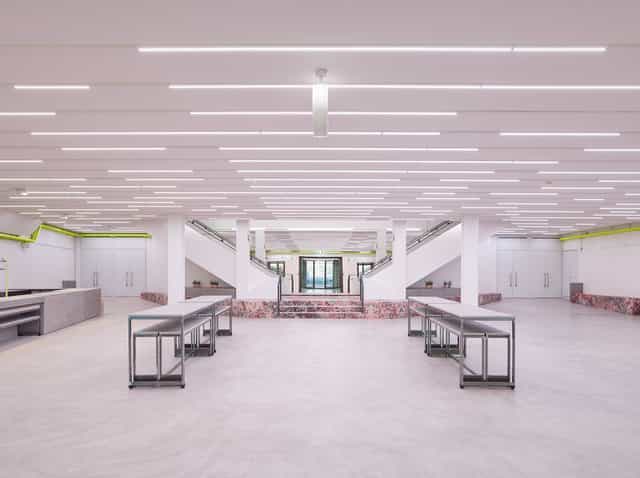 Pfauenfoyer in Schauspielhaus Zürich: modern event space for corporate meetings and gatherings.