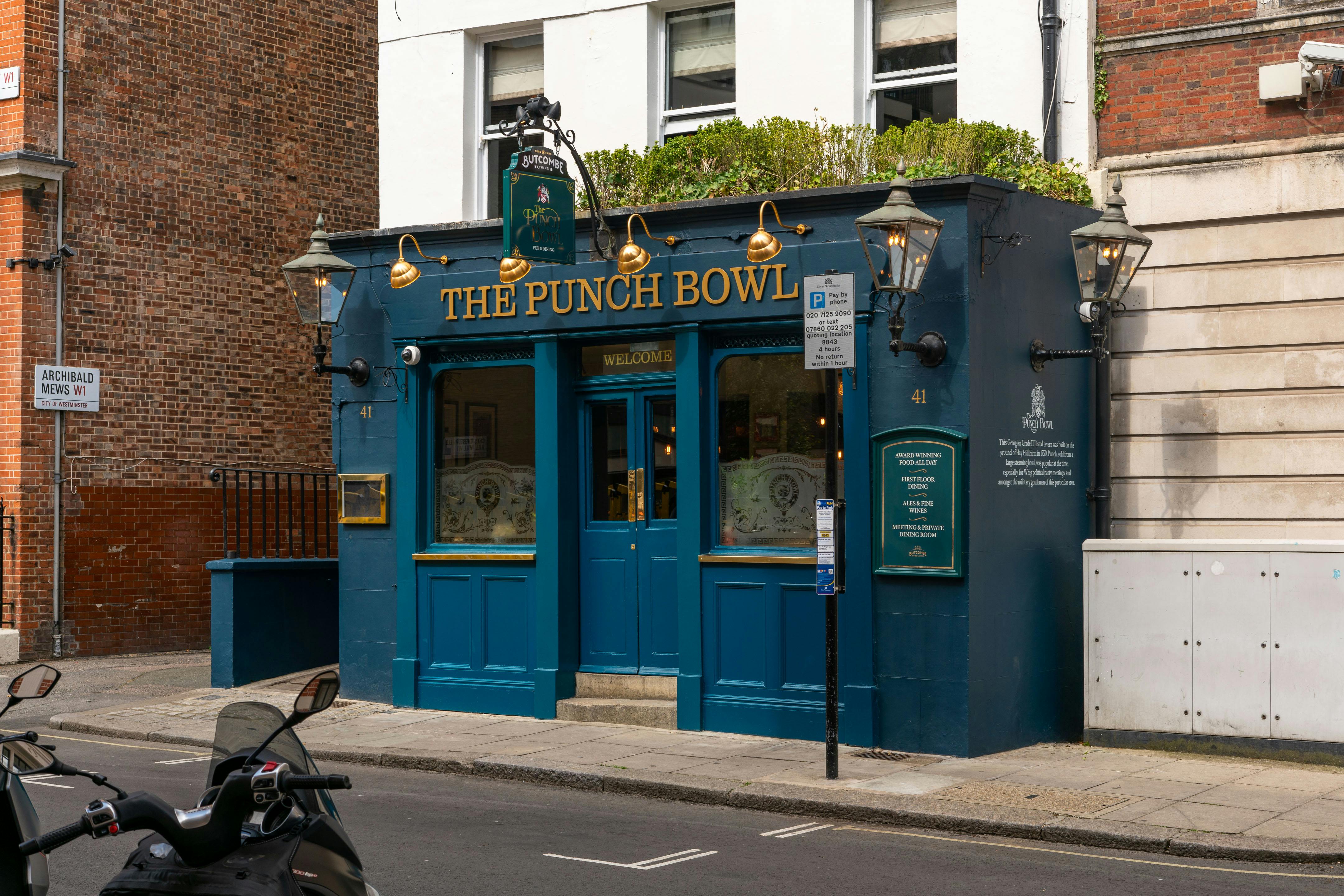 Punch Bowl: Pretty Mayfair Pub ...