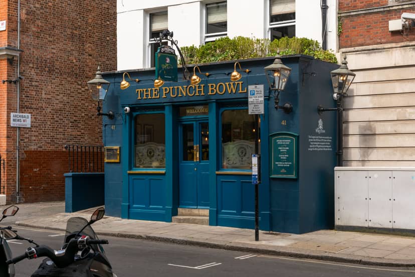 Charming blue facade dining room ideal for networking events in The Punchbowl.