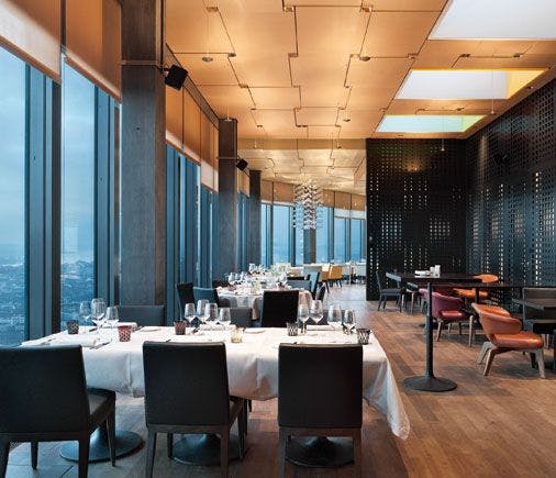 CLOUDS Kitchen - Panorama Restaurant im ...