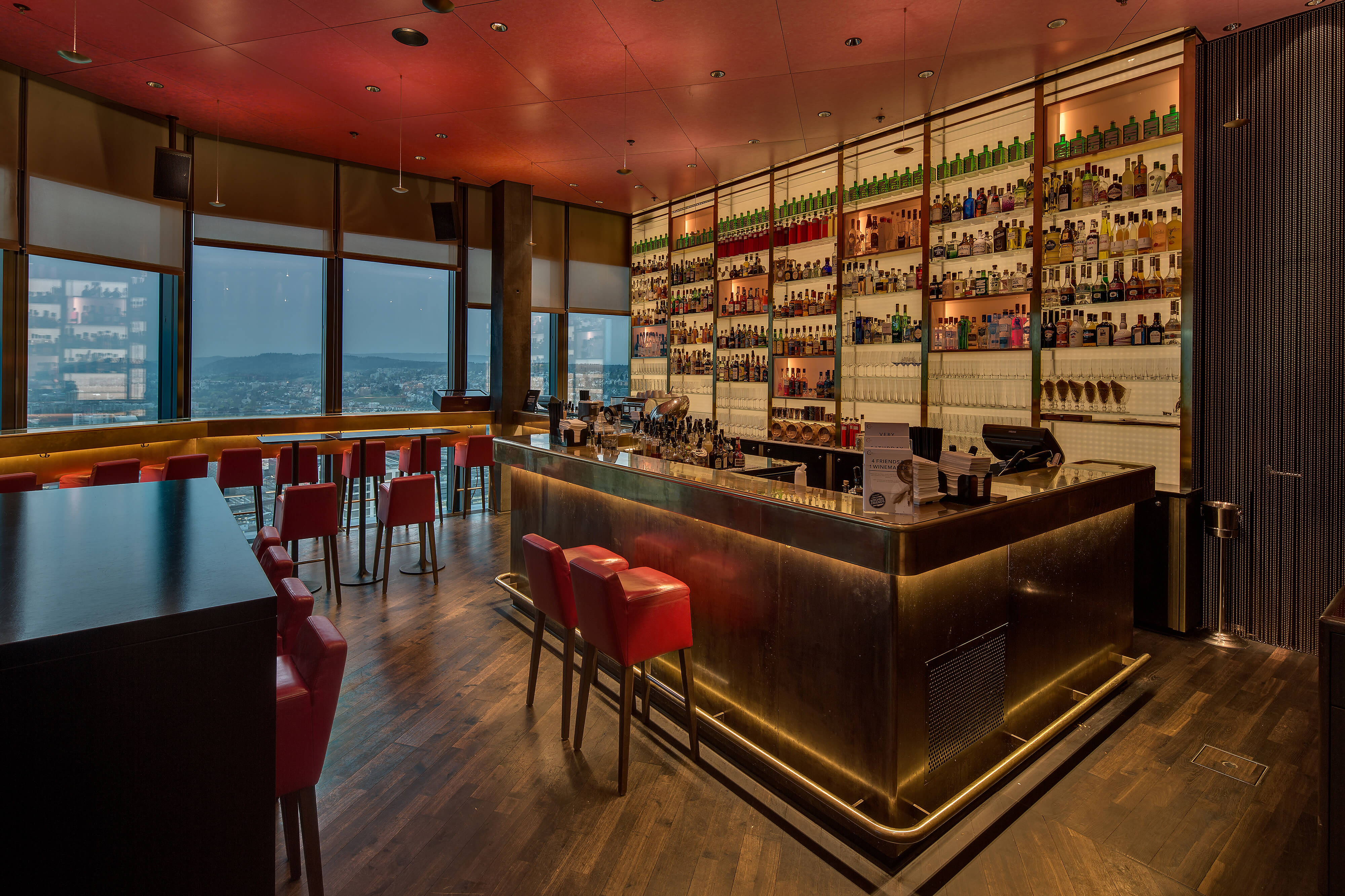 Clouds Bar. - strasserthun - Thun / Zürich
