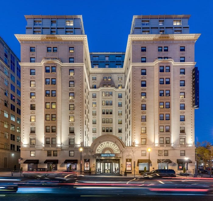 Franklin Park at Hamilton Hotel: elegant venue for corporate events and celebrations.