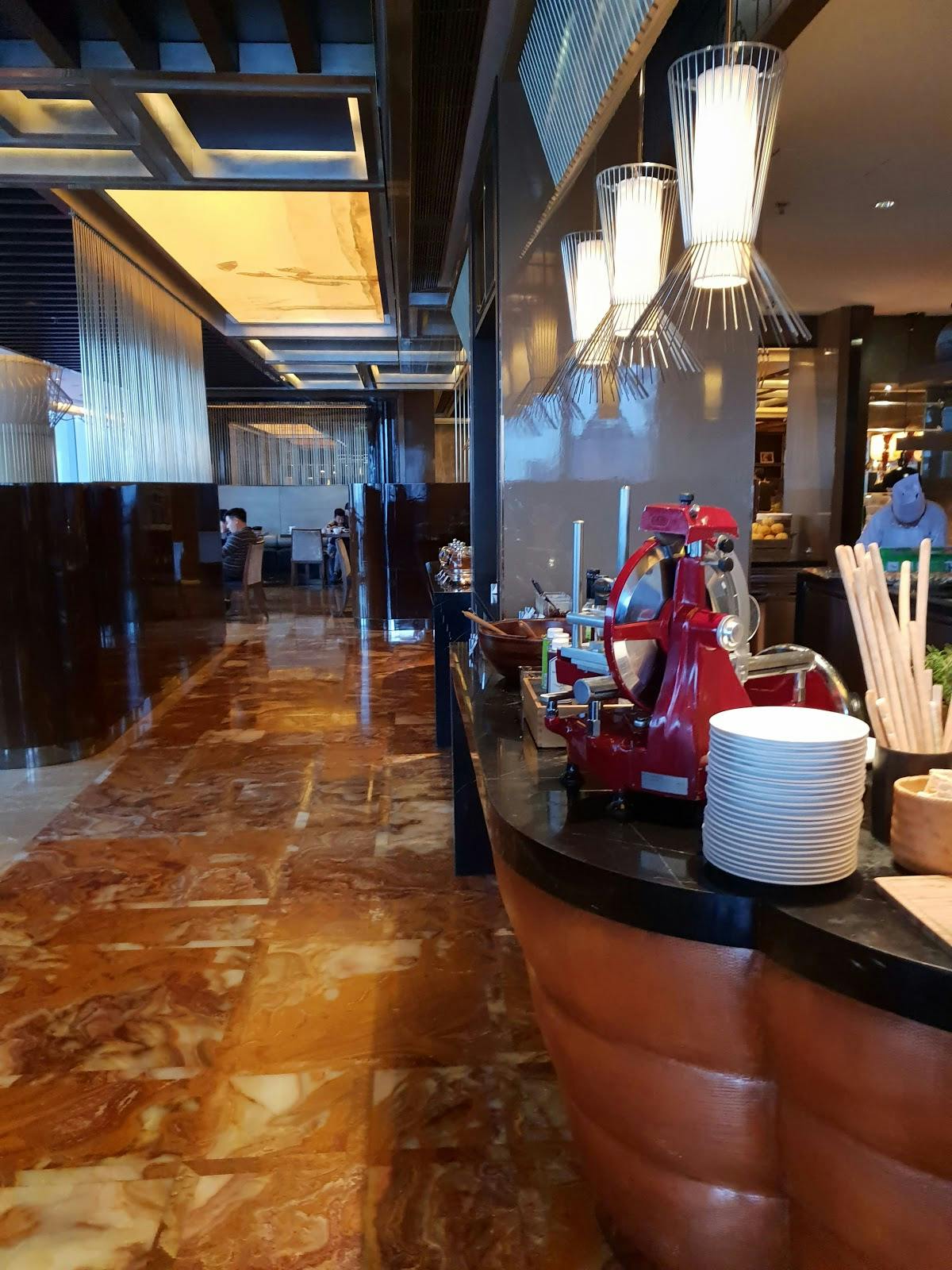 The Ritz-Carlton, Chengdu - >Li chen Chi</a>