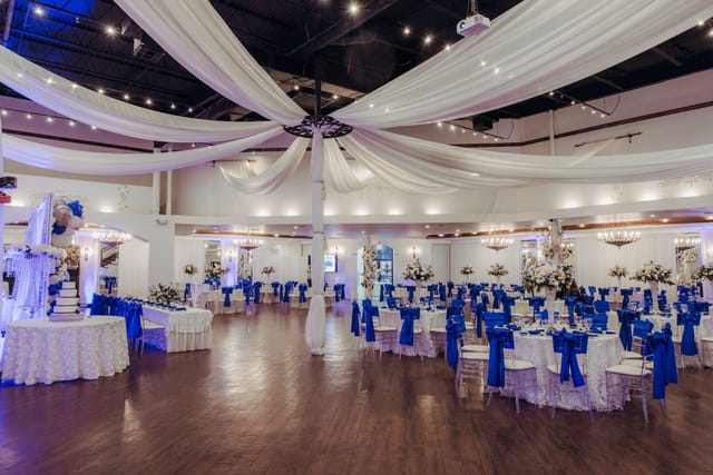 Elegant banquet hall in Pelazzio, perfect for weddings and corporate events.