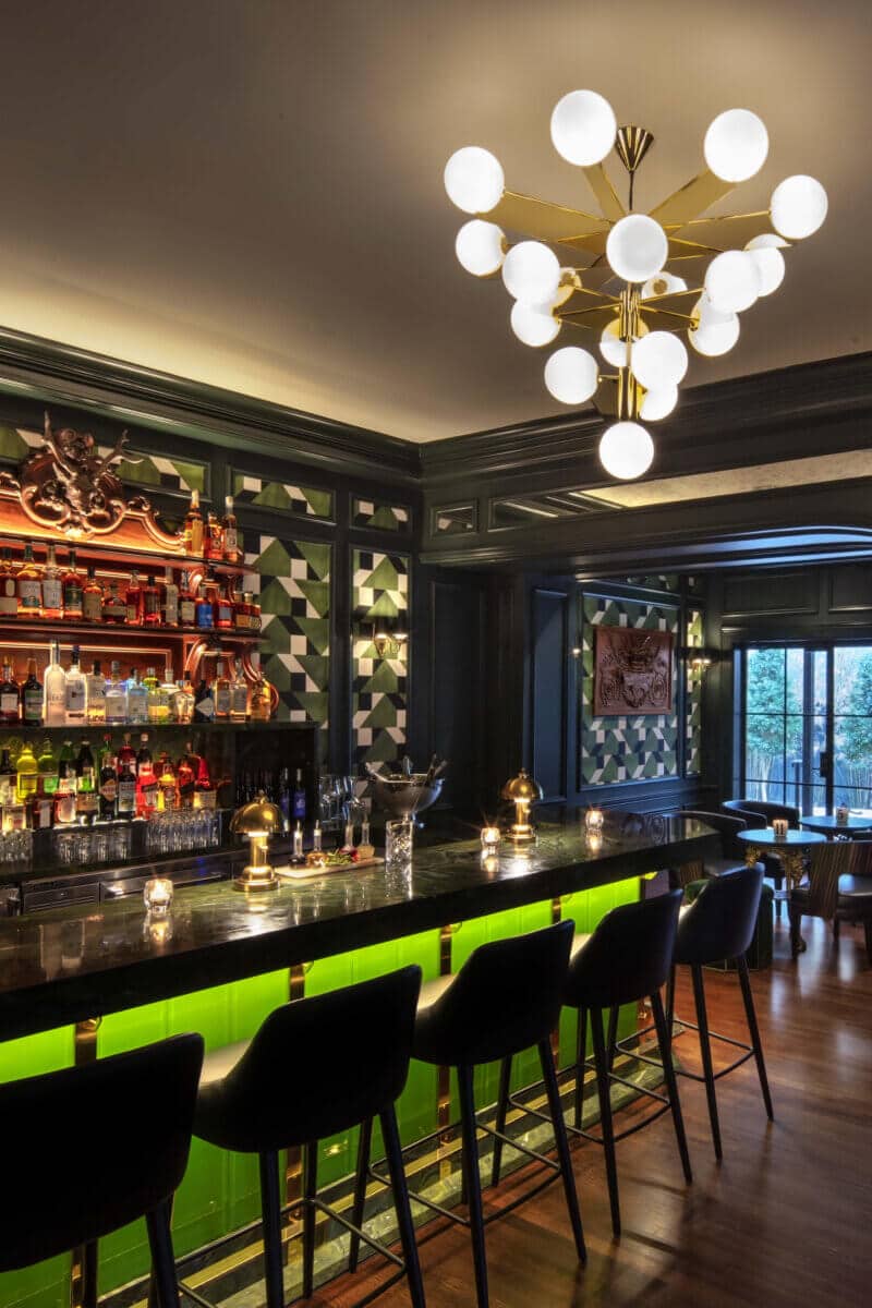 Elegant bar area in La Colombe d'Or, perfect for cocktail receptions and networking events.