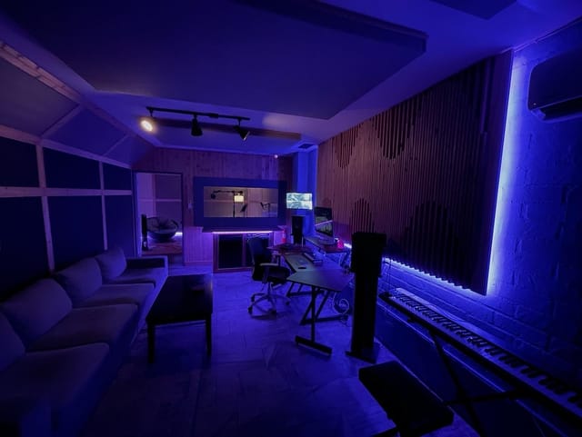 Modern event space with ambient lighting for creative meetings and workshops.