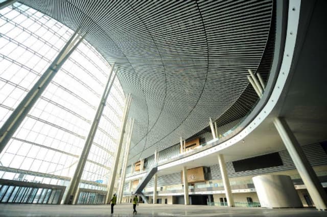 Indoor exhibition halls