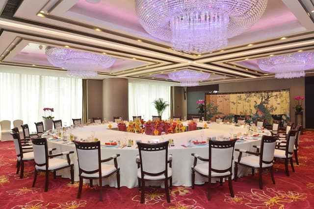 Garden Hotel