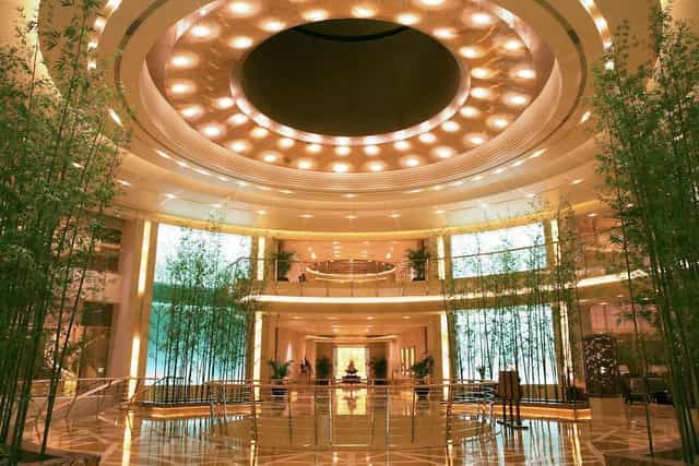Jinlian Banquet Hall atrium with high ceilings for corporate events and upscale gatherings