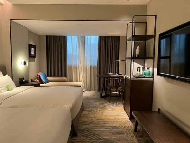 Dong Fang Hotel
