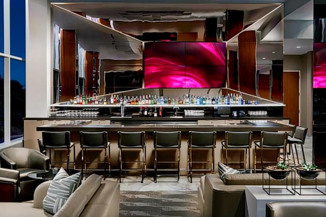 AC Waterfront Lounge