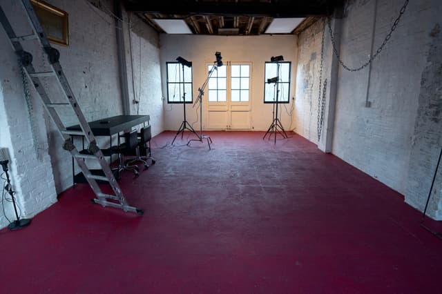 Dollhouse Ingrid Kraftchenko Studios - Victorian Industrial Warehouse