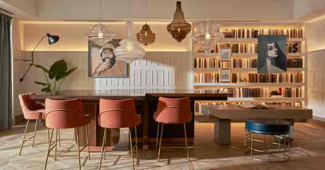 Stylish meeting space at Duke, Viceroy DC, ideal for gatherings and networking events.