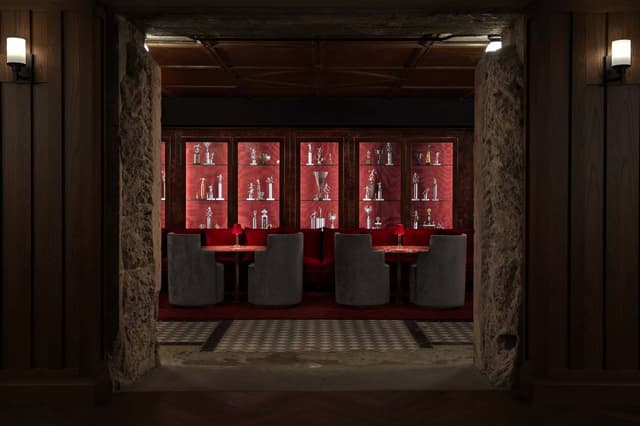 Dishonesty Bar