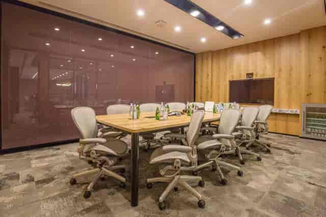Modern meeting room with glass wall, ideal for corporate events in Guangzhou.