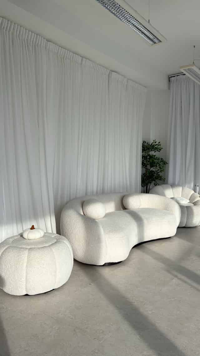 Lounge Studios