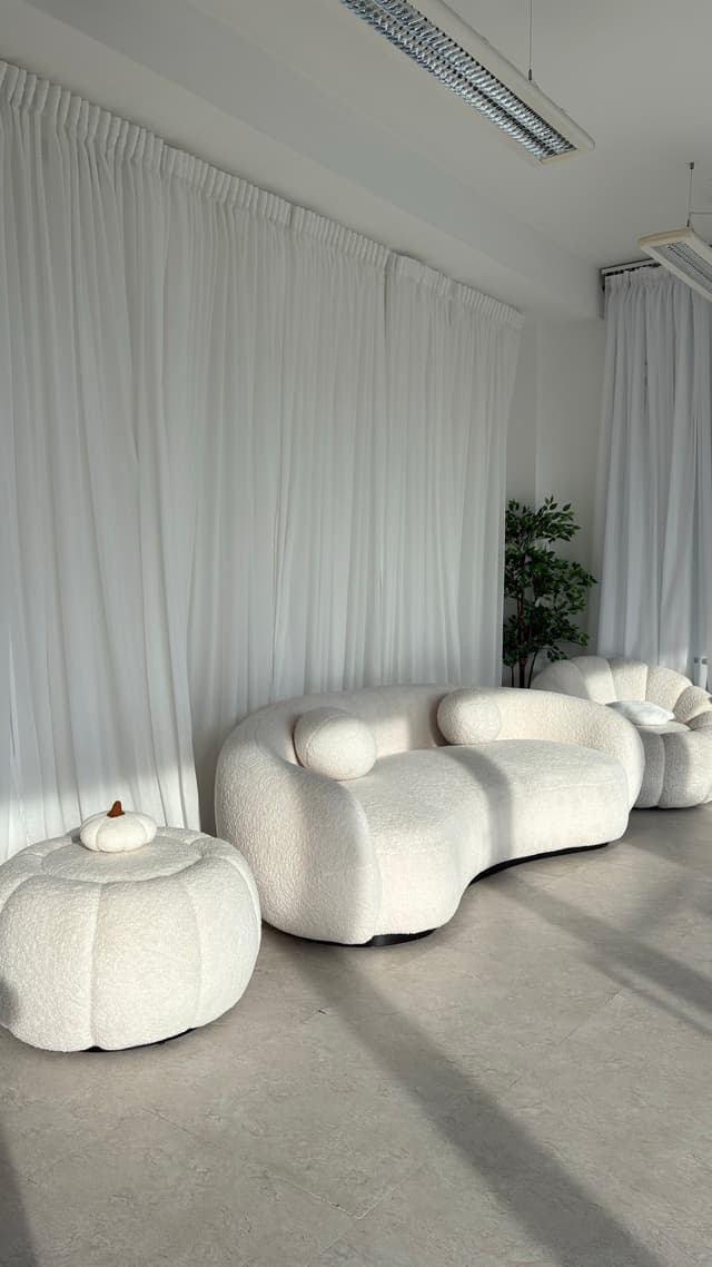 Lounge Studios