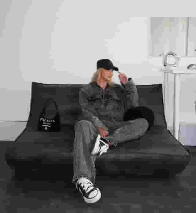 Lounge Studios