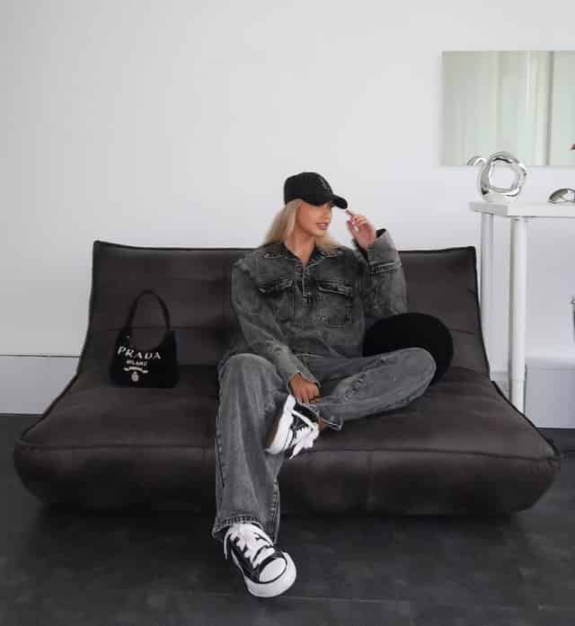 Lounge Studios