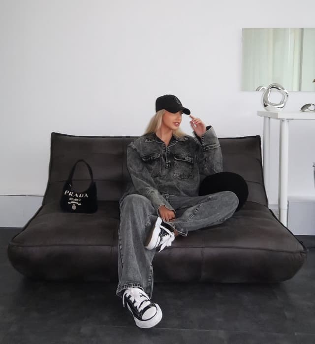 Lounge Studios