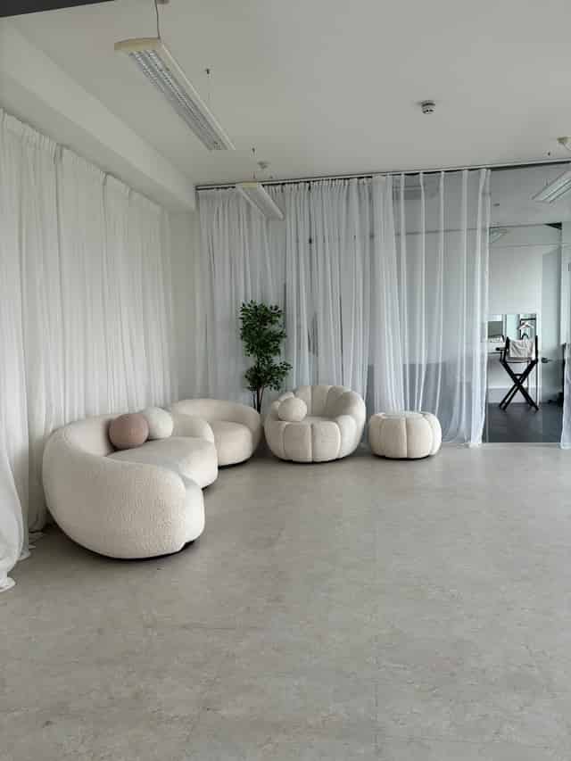 Lounge Studios