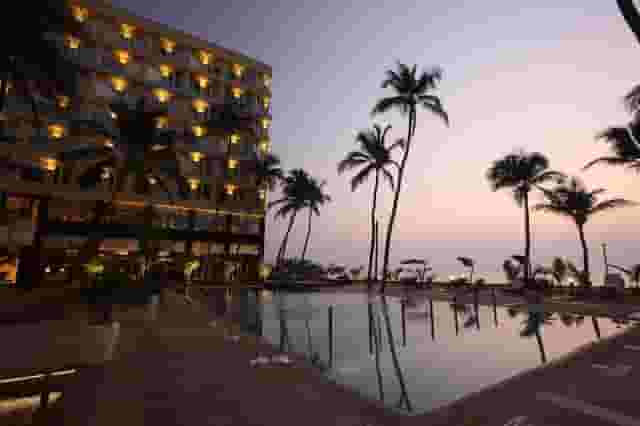 Poolside Lawn
