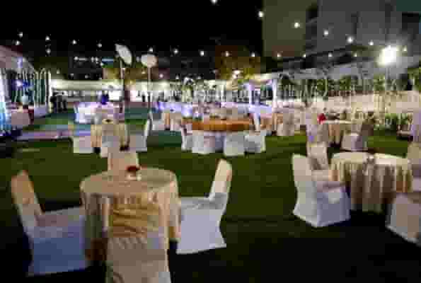 The Lalit Lawn