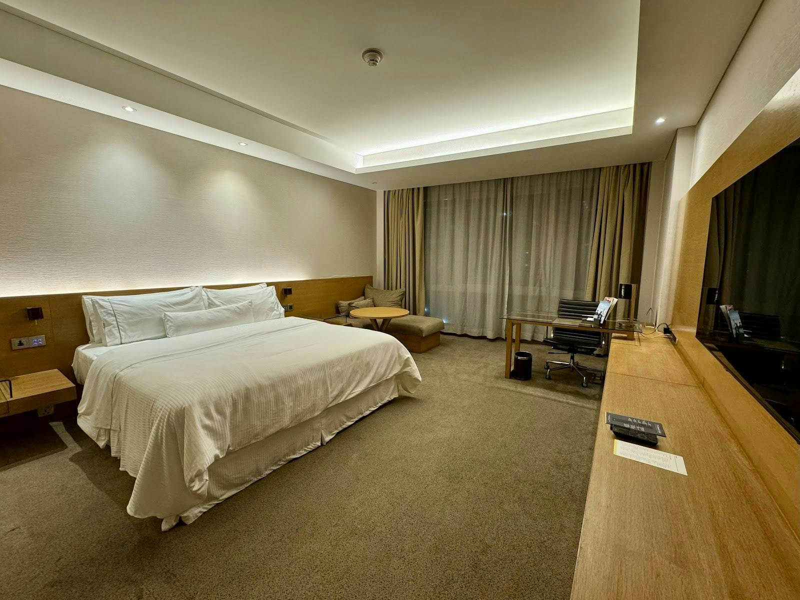 The Westin Mumbai Garden City - >Belle</a>