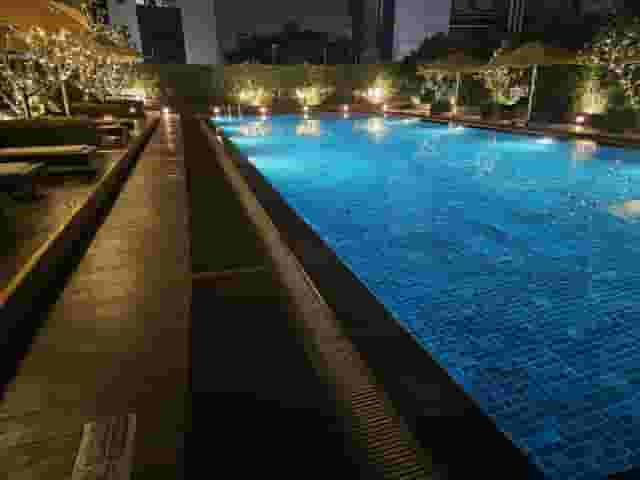 Pool Lawns