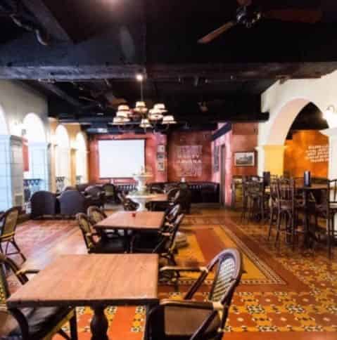 Cafe/Bar