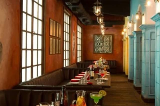 Cafe/Bar