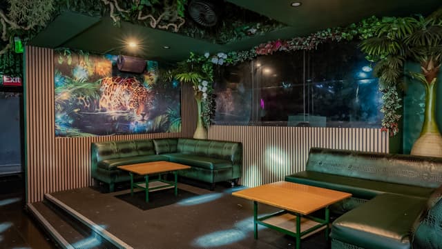 Whole Venue