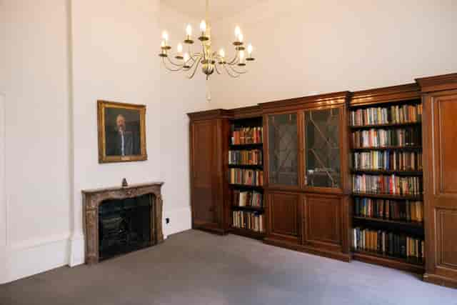 The Royal Institution - image 3