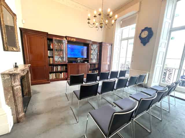 Speaker's Room