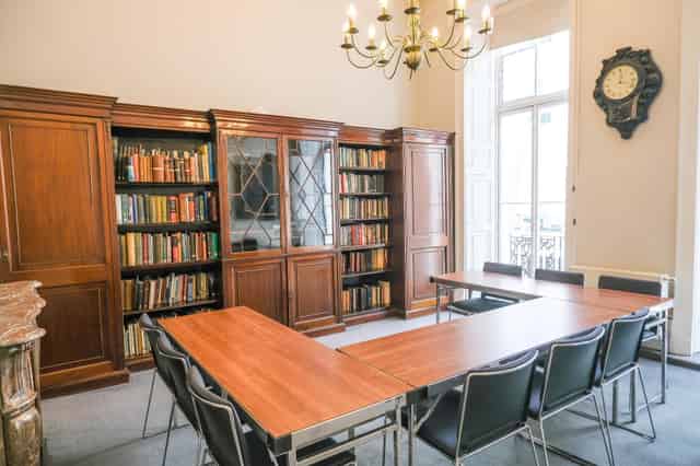 Speaker's Room