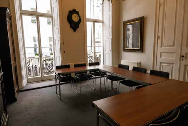 Speaker's Room