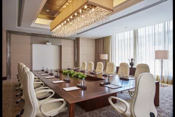Skydeck meeting room at Shangri-La Hotel, Bengaluru - elegant space for business events.