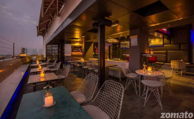 13th Floor Bar