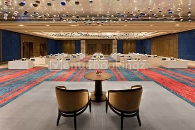 Elegant meeting space with stylish decor at Sheraton Grand Bengaluru for corporate events.