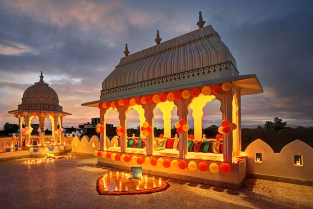 Golden Canopy Date & Love Room at Pakwaan Restaurant, perfect for weddings and events.