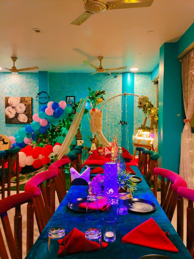 Tree Garden Indoor Restro Lounge
