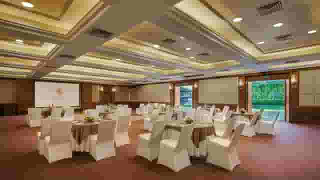 Burgundy Room
